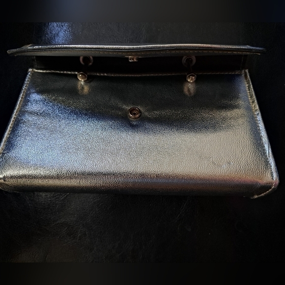 Silver Women's Evening Clutch Size 8"×5" (see pics for outside wear) - Picture 5 of 6